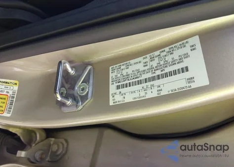 2018 Ford Escape S z USA, uszkodzony, nr VIN 1FMCU0F74JUA98817